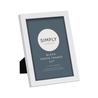 Simply Everyday 5 X 7" Block Frames 3pk - White 4 Simply Everyday 5 X 7" Block Frames 3pk - White - Image 2