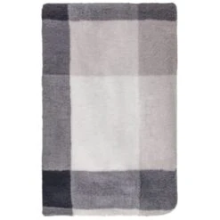 B&M Highland Mono Check Sherpa Doublesided Throw 8 B&M Highland Mono Check Sherpa Doublesided Throw -Home Accessories Store 388811 highland check sherpa throw 4