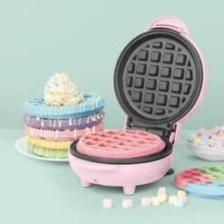 Giles & Posner Mini Waffle Maker -Home Accessories Store 395094 giles and posner waffle maker 2